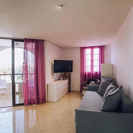 2 Bedrooms In Parque Santiago *